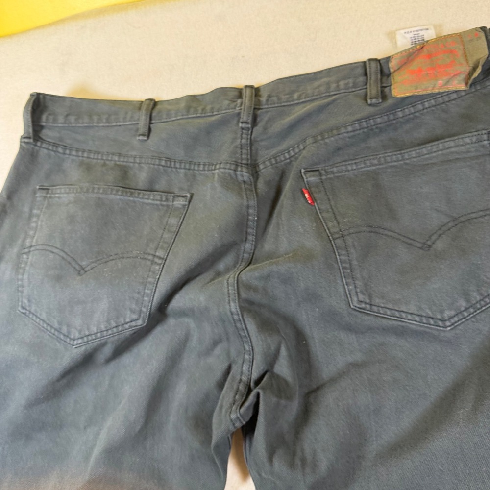 Levis 501 Original Fit‎ Mens Charcoal Gray Straight Leg Button Fly Pants 42x30